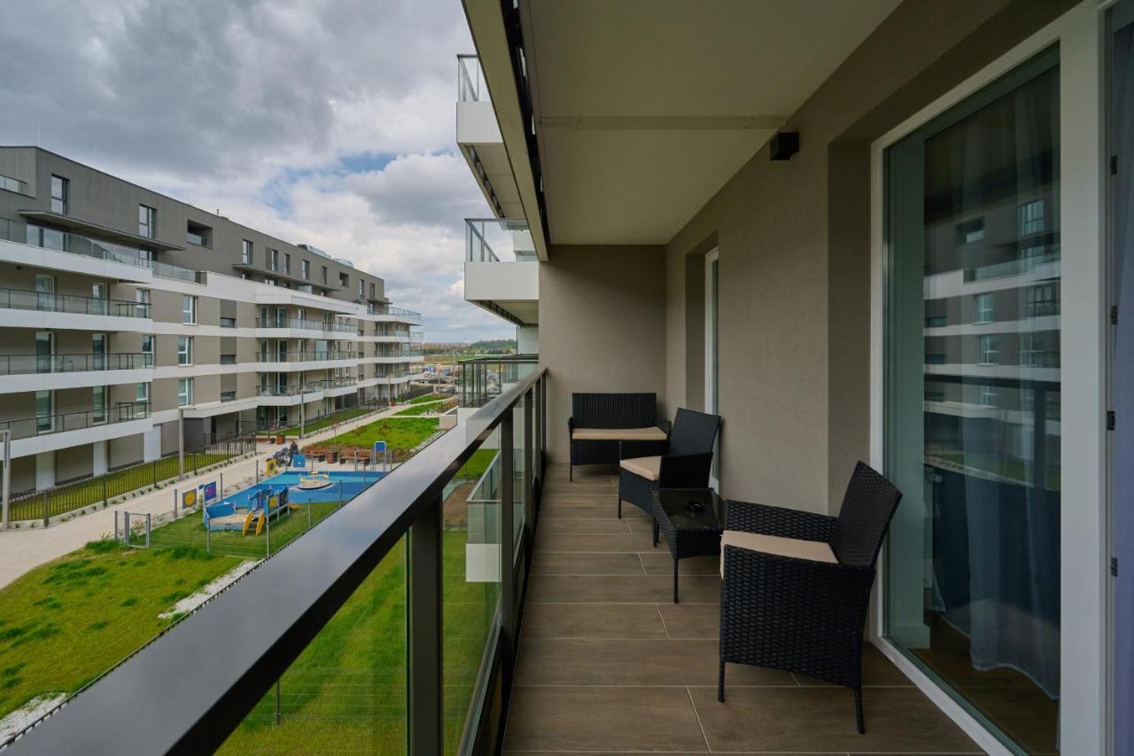 Apartament With 2 Bedrooms & Parking By Renters Wrocław